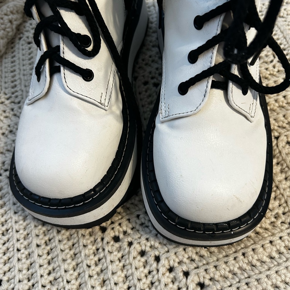 Demonia White Combat Boots with Black Accents - Picture 10 of 10